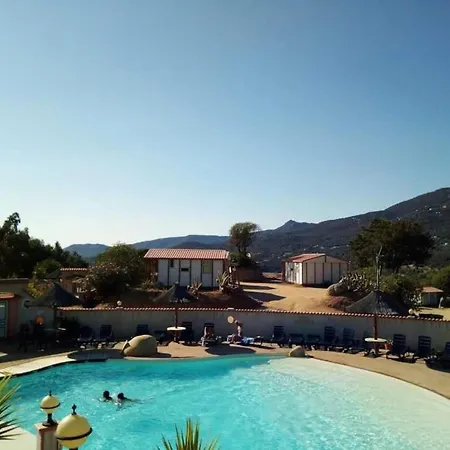 Zecamping 3 Etoiles A 1km De La Piscine Jacuzzi Animaux Acceptes Chalet Viggianello