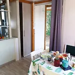 Zecamping 3 Etoiles A 1km De La Piscine Jacuzzi Animaux Acceptes 木屋 *