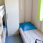 木屋 Zecamping 3 Etoiles A 1km De La Piscine Jacuzzi Animaux Acceptes Viggianello
