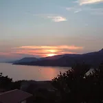 Zecamping 3 Etoiles A 1km De La Piscine Jacuzzi Animaux Acceptes * Viggianello