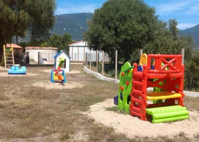 Zecamping 3 Etoiles A 1km De La Piscine Jacuzzi Animaux Acceptes Chalet *